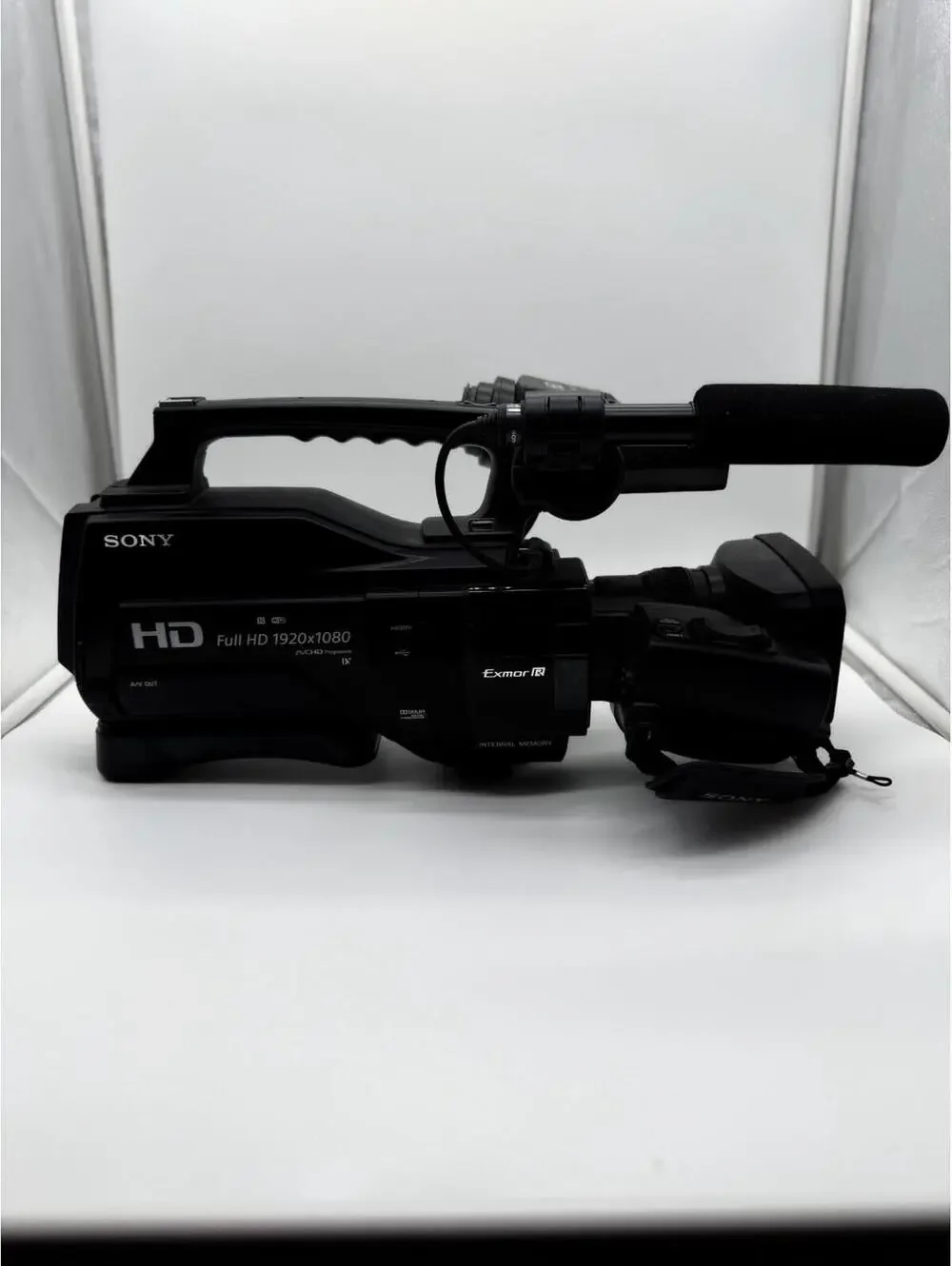 Sony HXR-MC2500 Shoulder Mount AVCHD Camcorder 1 X 10H Hours